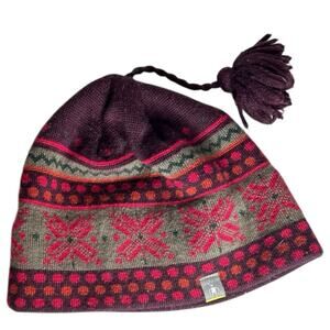 Smart wool merino wool blend Pom Pom winter beanie hat . Size Small/medium